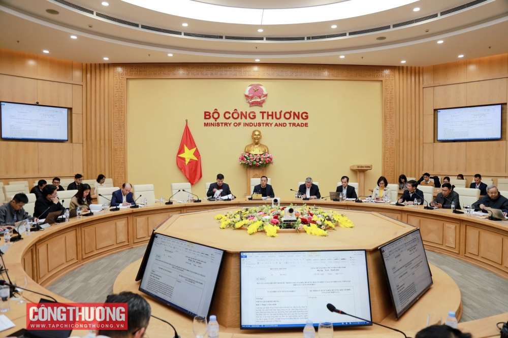 Sửa đổi Luật Điện lực: Đảm bảo phân cấp, phân quyền và tháo gỡ điểm nghẽn cho người dân, doanh nghiệp